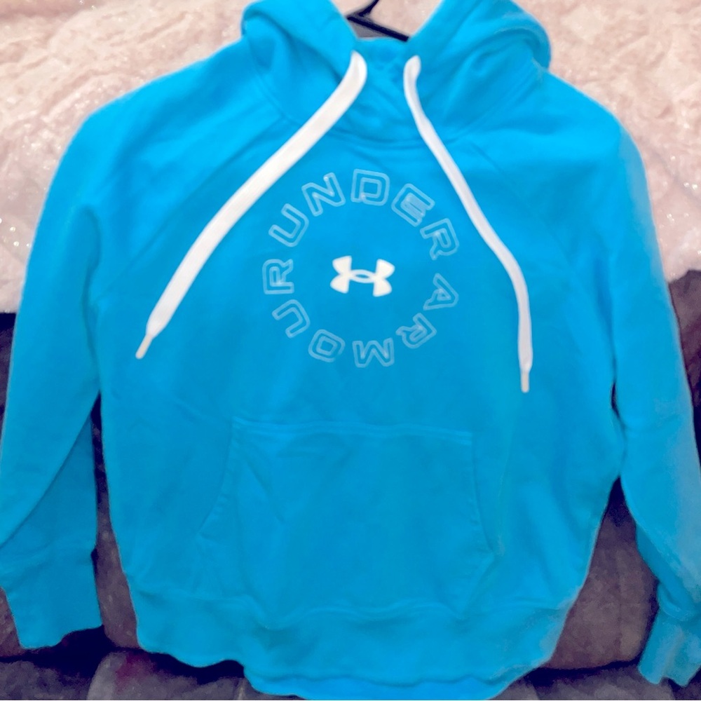 Under Armour Hoodie Size Small